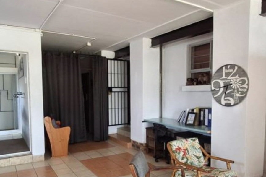 9 Bedroom Property for Sale in Deneysville Free State